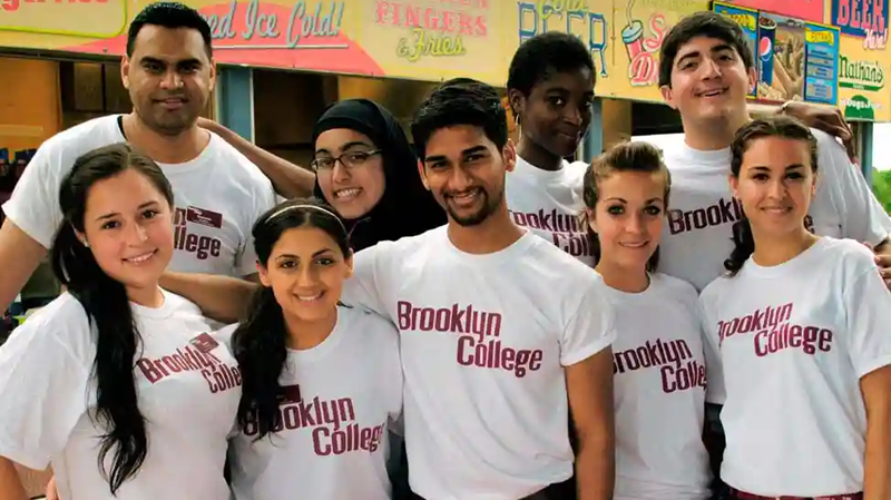 BROOKLYN-STUDENTIN GEWINNT 1.000.000 €!